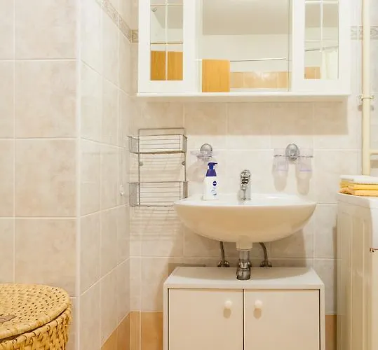 阿尔多公寓 * 普拉